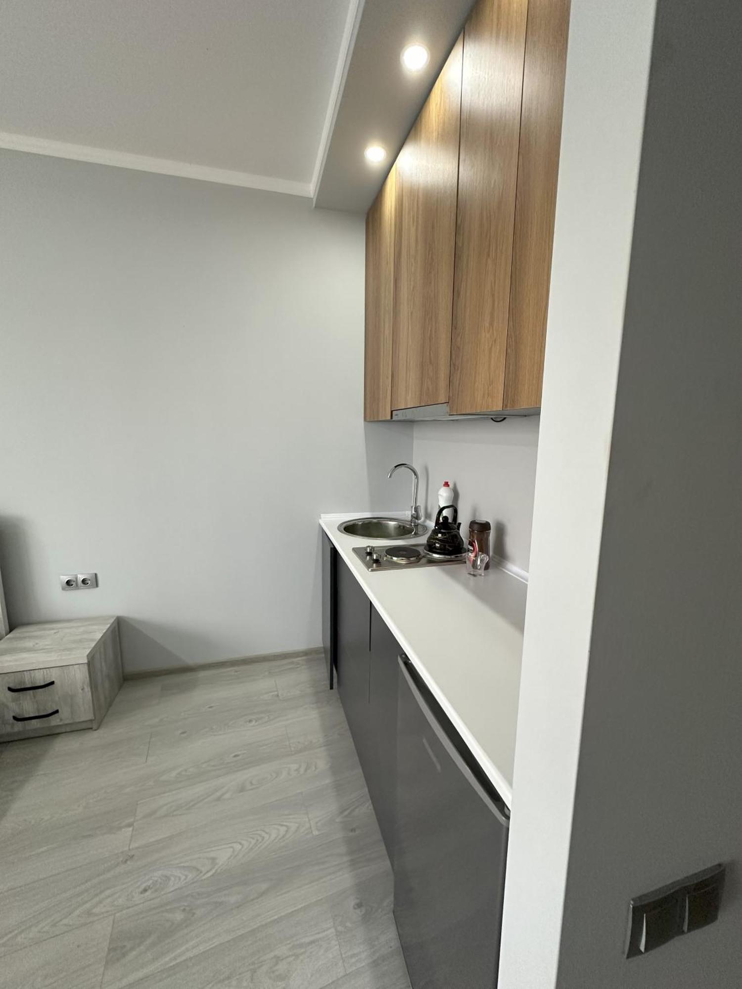 Bi Residence Sea View Luxury バトゥーミ エクステリア 写真